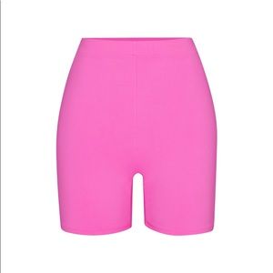 Skims ladies swim shorts size large taffy